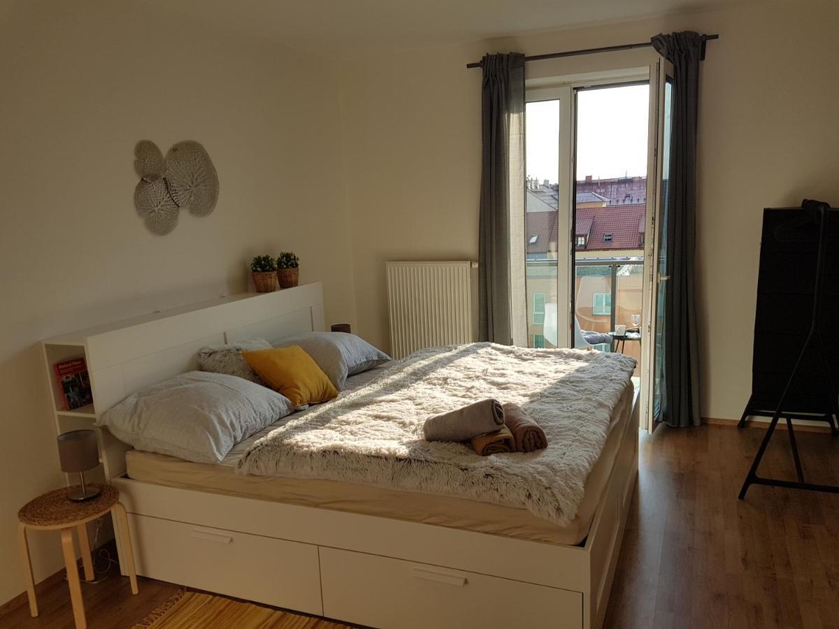 Kavi Apartments #1, Top Sunset View Plzeň Esterno foto