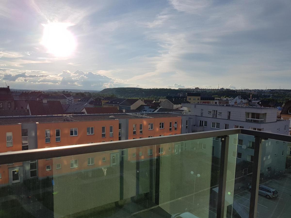 Kavi Apartments #1, Top Sunset View Plzeň Esterno foto